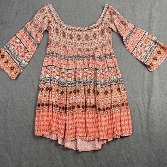 Torrid Size 2 Mini Dress With Smocking Bell Sleeves Tags Geometric,Casual.Beach - Picture 13 of 14